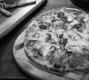Smoked Chicken Pizza  9 Inches