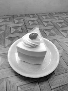 Mango Flavour Pastry