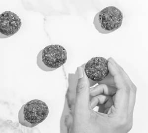 Pista Laddoos (Gluten-free)