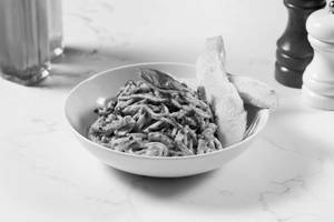 Spaghetti with Basil Pesto