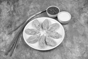 Paneer Steamed Momos [8 Pieces]