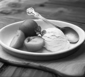 Gulab jamun with ice cream