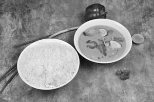 Veg Thai Green Curry With Plain Steamed Rice