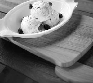 Kahani special icecream delights sundae