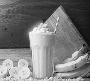 Banana & vanilla  milk shakes