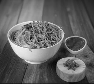 Veg schezwan noodles