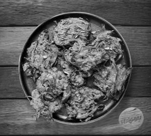 Onion pakoda