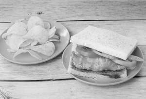 Samosa Sandwich With Wafer