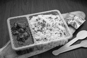 Veg Fried Rice + Chilli Potato Gravy (4 Pcs) (serves 1)