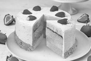 Strawberry Passion Cake