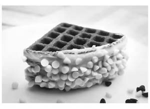 White Chocolate Dry Fruits Waffle