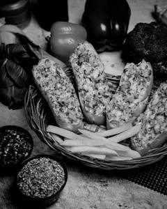 Masala Cheese Garlic Breads
