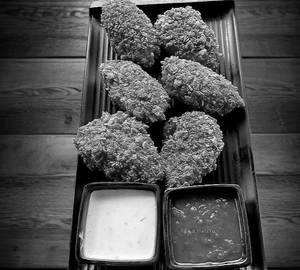 Chicken Kurkure Momos [8 Pcs]