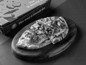 Pesto Calzone