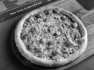 Paneer Tikka Pizza