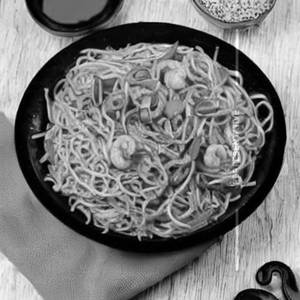 Schezwan noodles [prawns]  