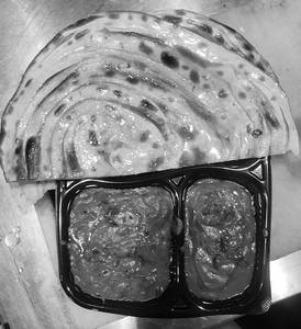 Paneer Butter Masala With 1 Laccha Paratha