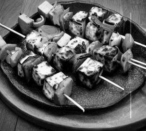 Paneer Achari Tikka