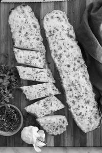 Cheese garlic bread