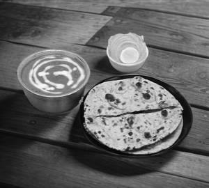 Paneer Butter Masala + 3 Tandoori Roti