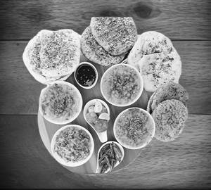 Chole Kulche Family Combo