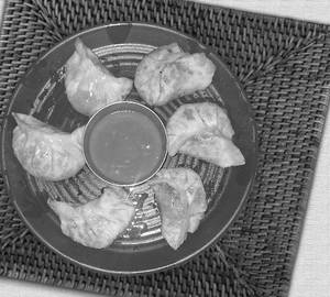 Veg Fried Momos (6pcs)