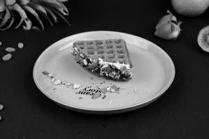 Brownie With Almond Waffle