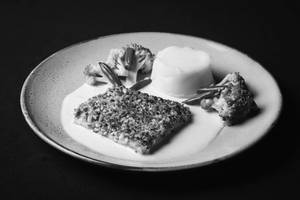 Almond Crusted Fish Fillets With Leeks, Lemon And Cream