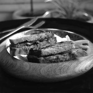 Pesto Caprese Sandwich