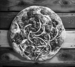 Tandoori Mushroom Pizza