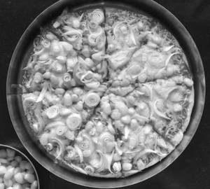 Cheese Corn Red Onion Pizza