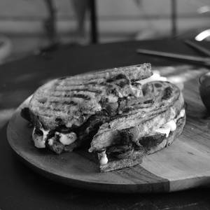 Spicy Mushroom Sandwich
