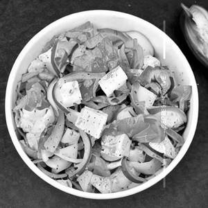 Onion salad