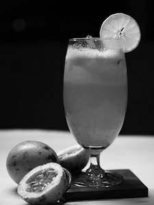 Kiwi Passion Fruit Boba Iced Tea