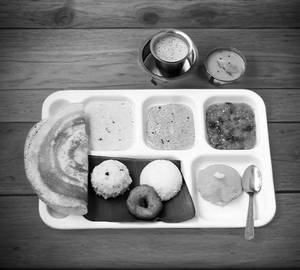 Mini Tiffin