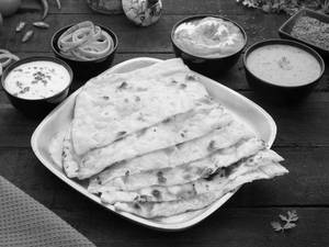 Butter Naan - Butter Chicken Boneless - Yellow Dal Tadka Combo