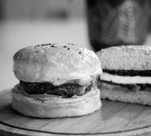 Whole Wheat Paneer Patty Burger