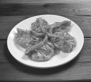 Paneer Gravy Momos