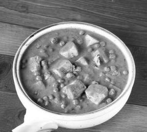 Matar Paneer