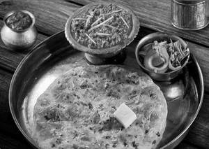 Aloo Masala Kulcha (special) With Nutri Masala