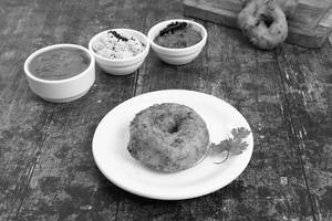 Medhu Vadai [1 Pc]