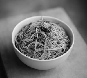 Veg Chilli Garlic Noodles