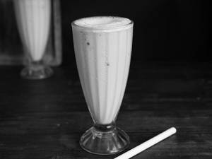 Mango Fresh Fruit Milkshake