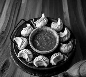 Veg Schezwan Momos