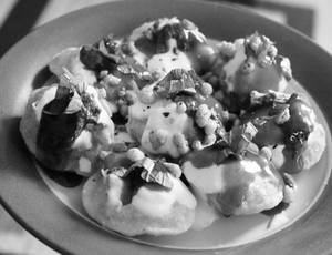 Dahi Golgappa
