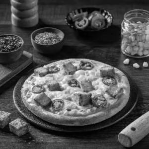 Paneer, Sweet Corn, Jalapeno Pizza Pie