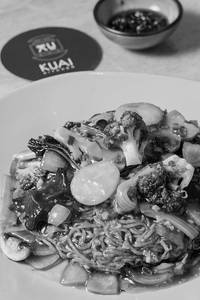 Pan Fried Soya Chilli Garlic Noodles
