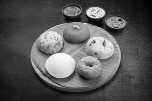 Mini Tiffin
