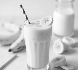 Banana Milk Shake (300Ml)
