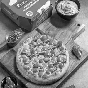 Smokey Zesty Pizza